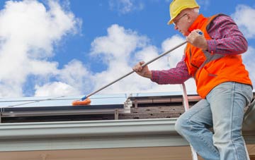 Leighton Buzzard soft wash roof cleaning